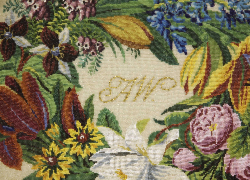 Старинный кожаный бювар с художественной картинкой выполненной из ...