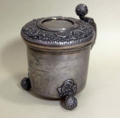 Кружка старинная серебряная