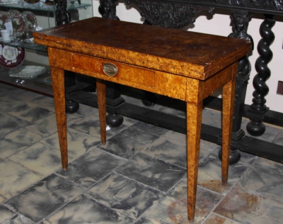 Ломберный стол фанерованный капом тополя в стиле Ампир