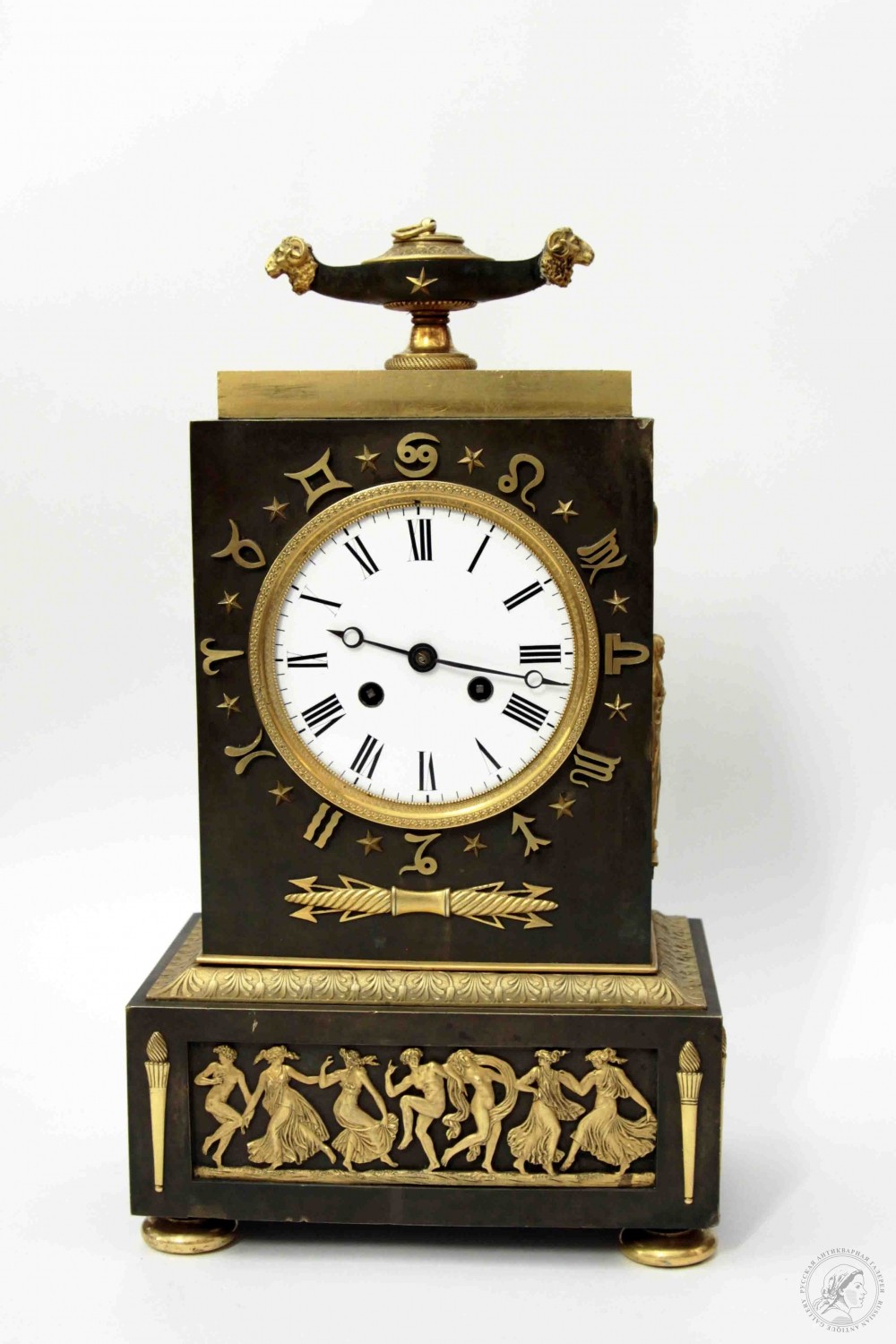 Часы бронзовые каминные в стиле ампир «Знаки зодиака»