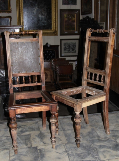 Стулья из дуба с резными элементами. Эклектика. Конец 19 века