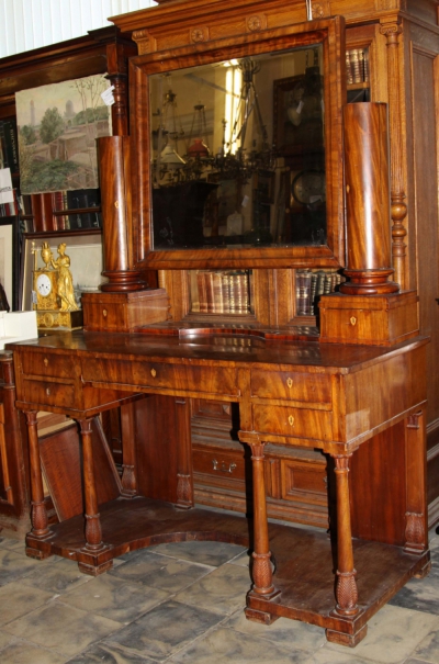 Туалетный стол с конторкой красного дерева в стиле Ампир 1820 годов