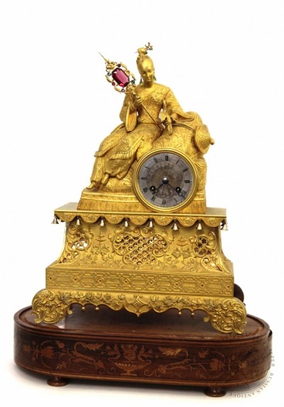 Бронзовые золочённые старинные часы «Китайская принцесса»