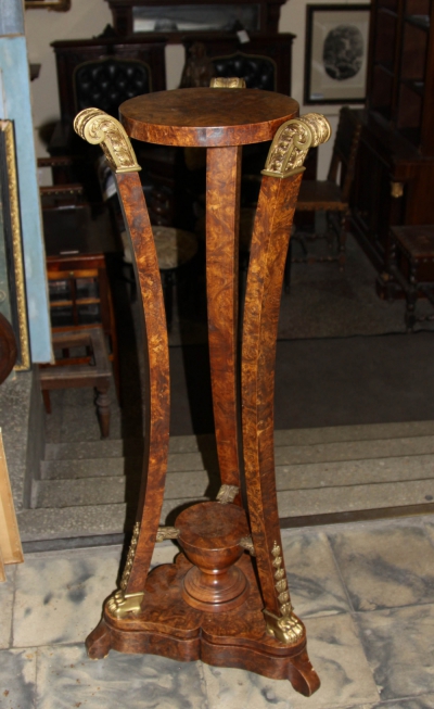 Консоль из ясеня с бронзовыми элементами в стиле Ар-деко