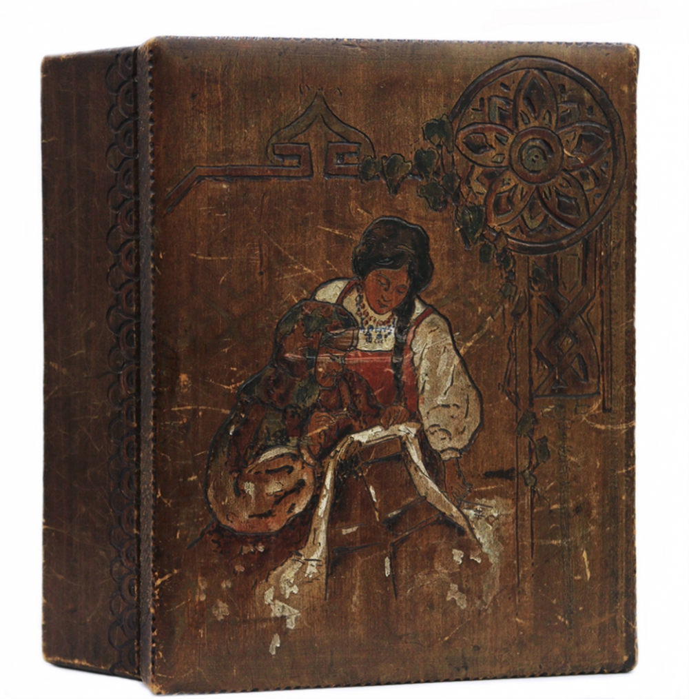 Шкатулка «Вышивальщицы»