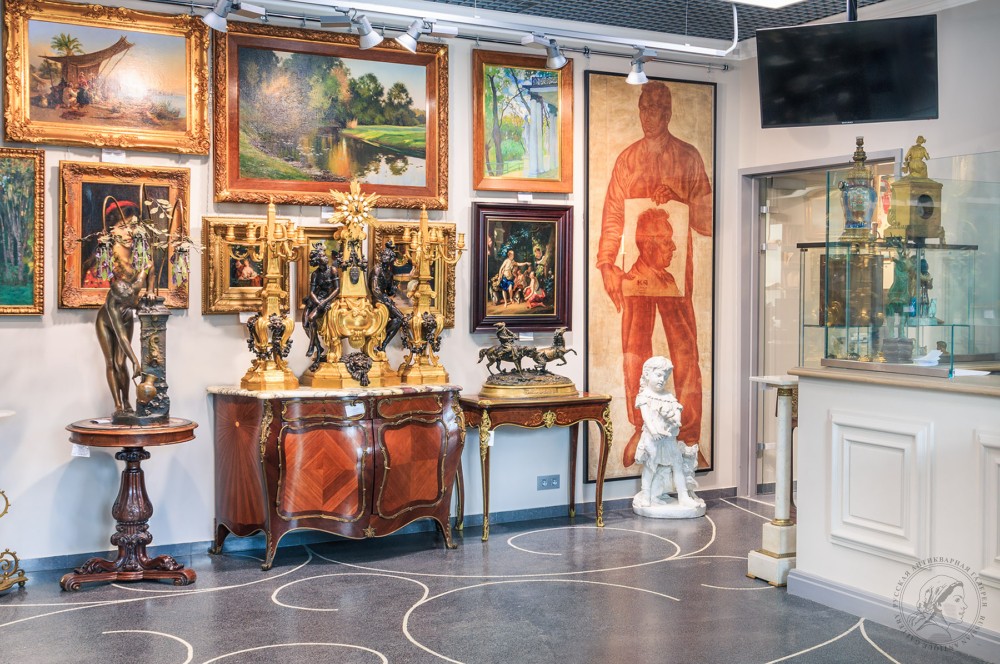 Как формируются цены на предметы искусства в салоне
