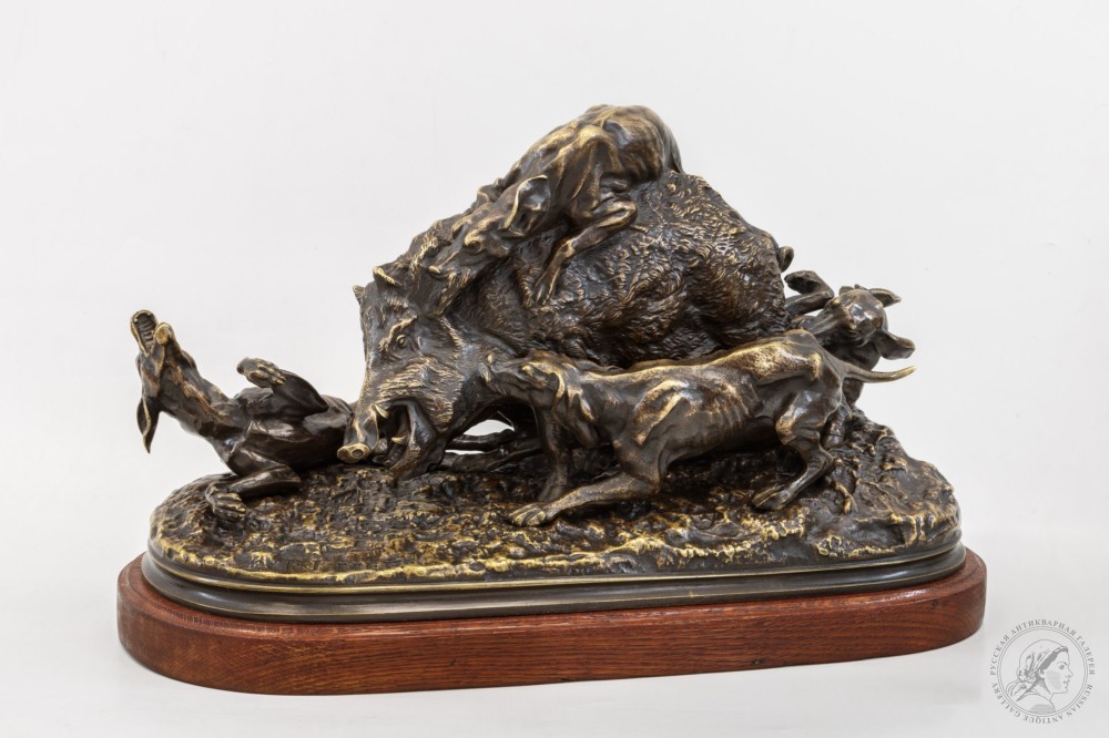 Скульптура «Охота на кабана»