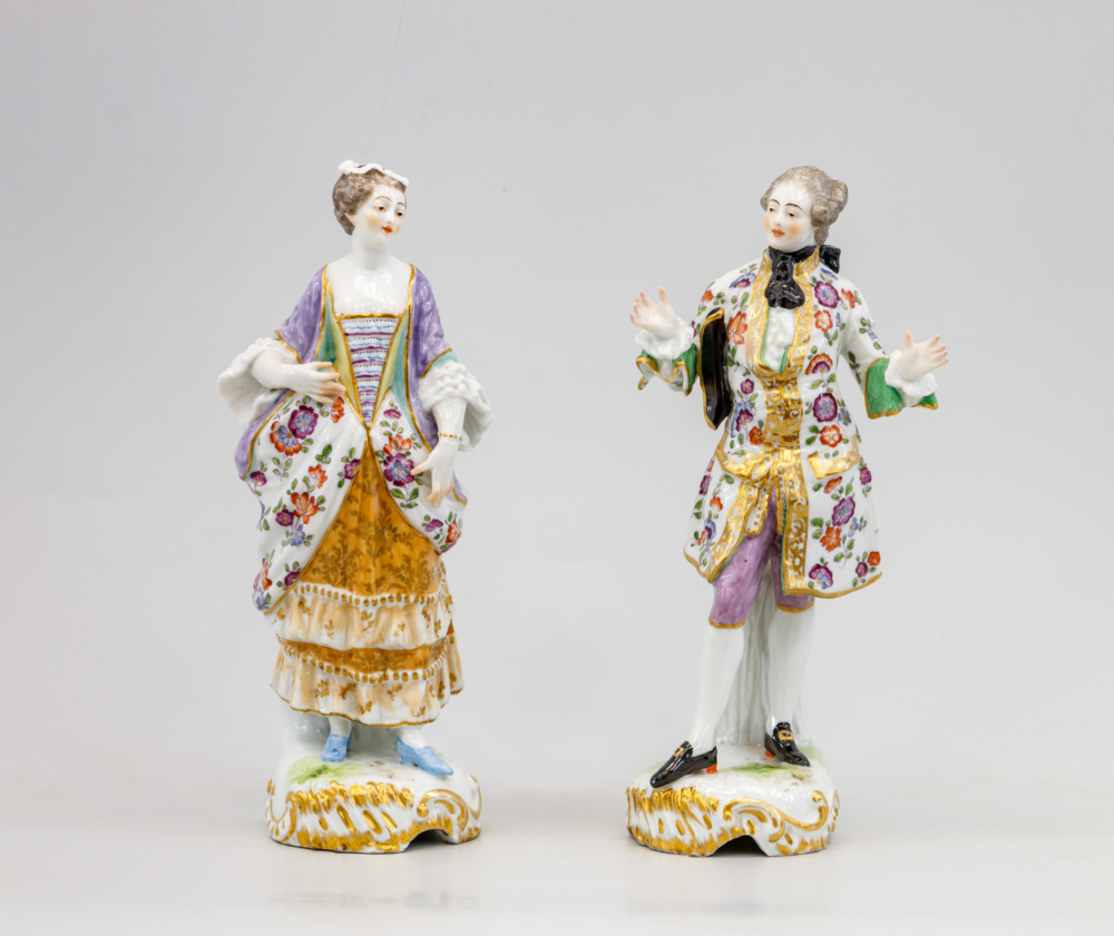 Парные скульптуры «Кавалер и дама»